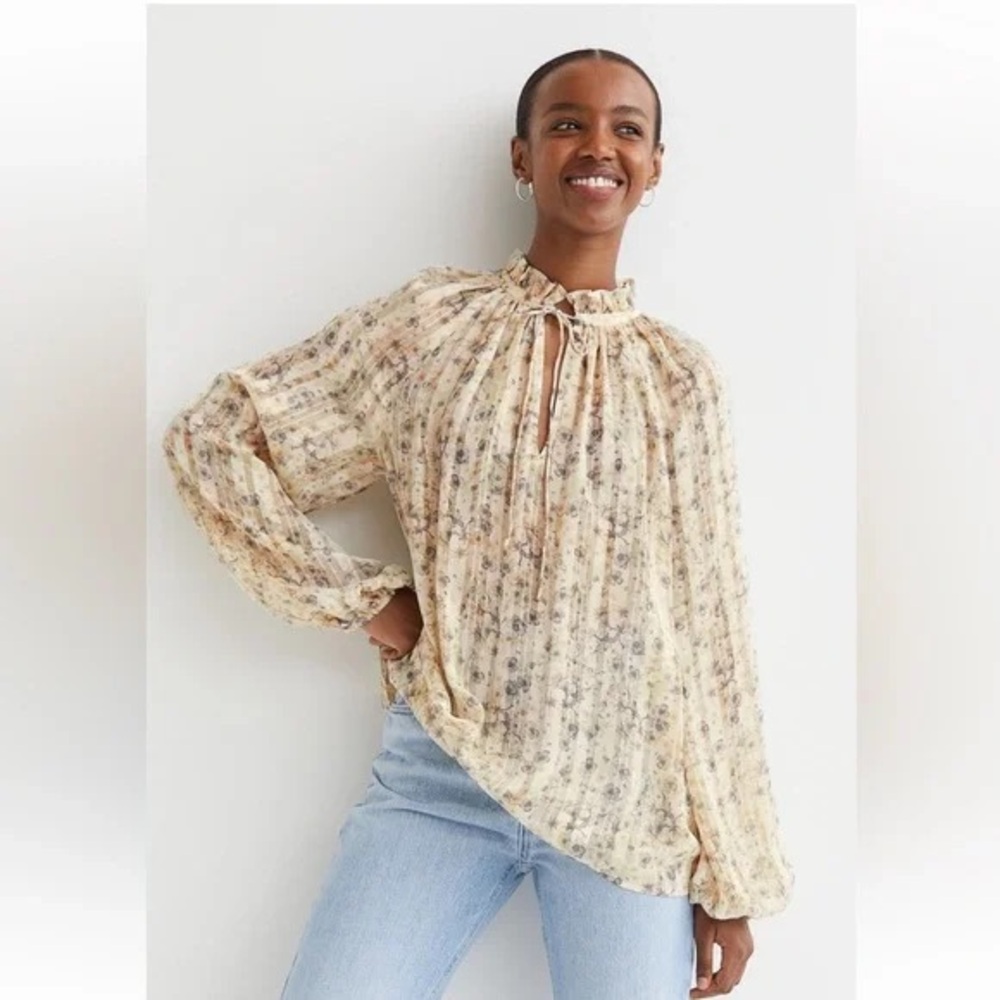 H&M Cream Floral Blouse